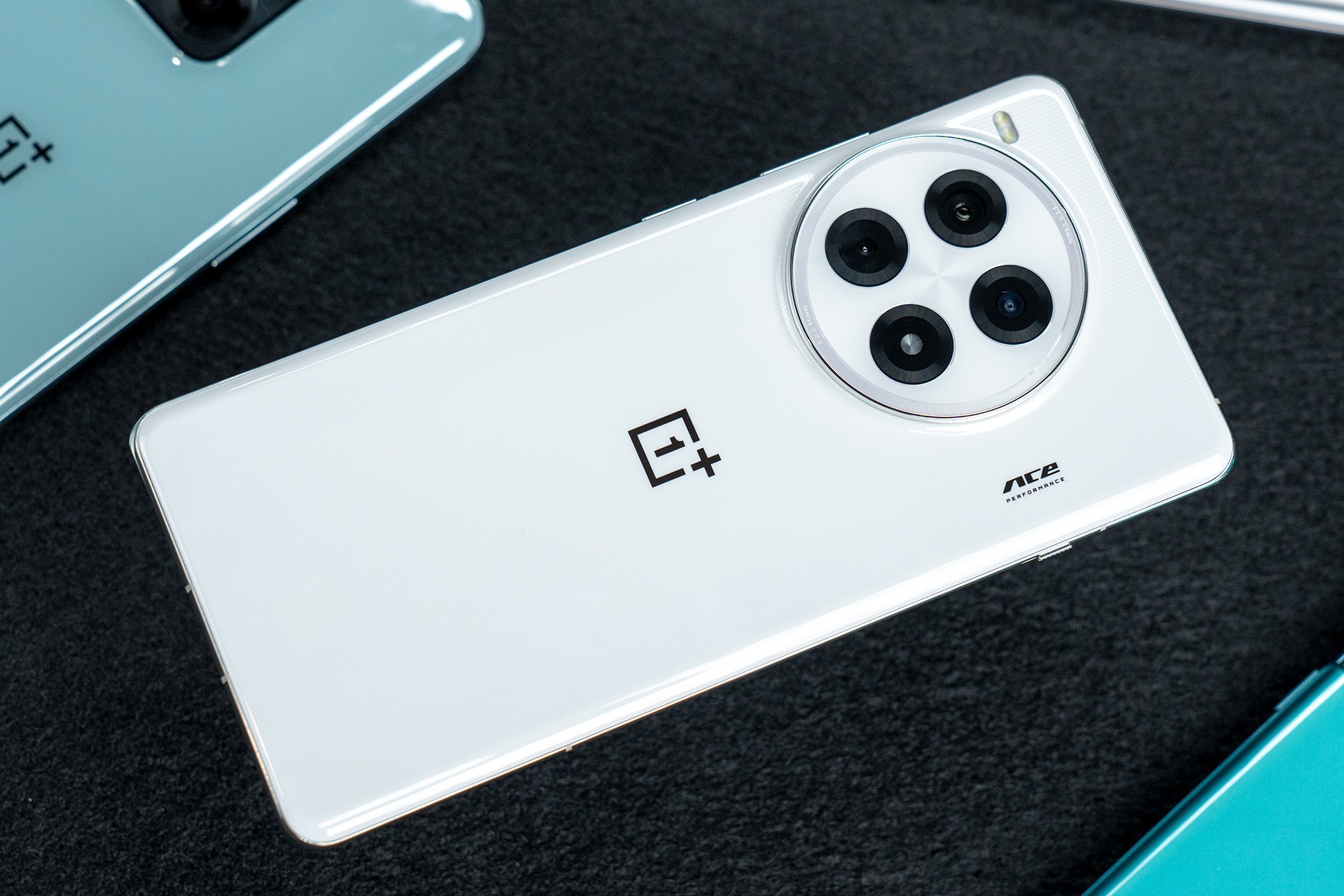 开学季,一加Ace 3 Pro:大学生的科技之选